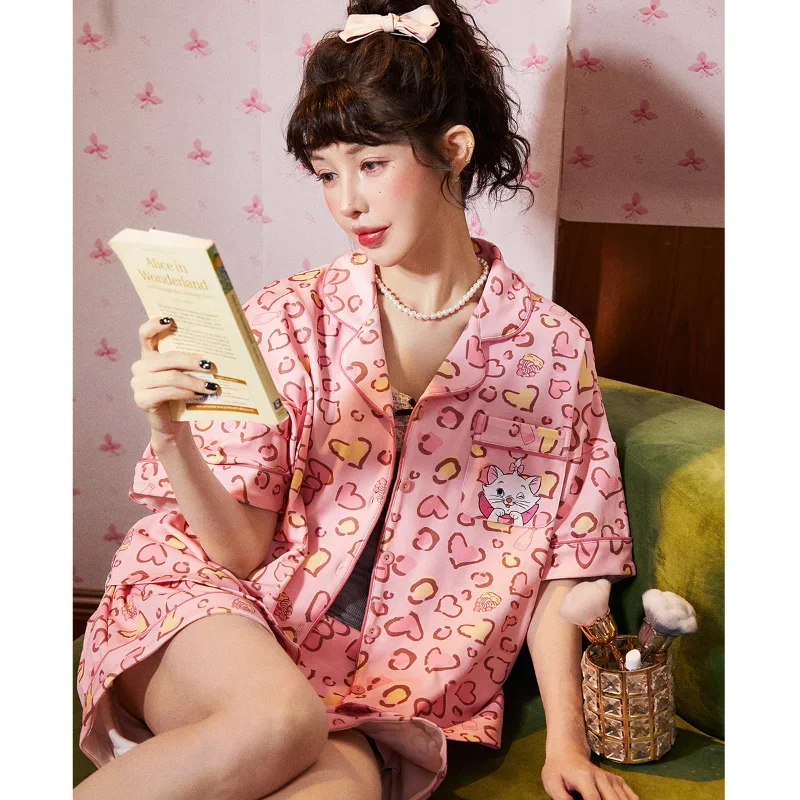 Disney Genuine Mary Cat Silk Pajamas Women's Bacteriostatic Pure Cotton Comfortable Breathable Cardigan Home Women's Pajamas
Disney Genuine Mary Cat Silk Pajamas Women's Bacteriostatic Pure Cotton Comfortable Breathable Cardigan Home Women's Pajamas