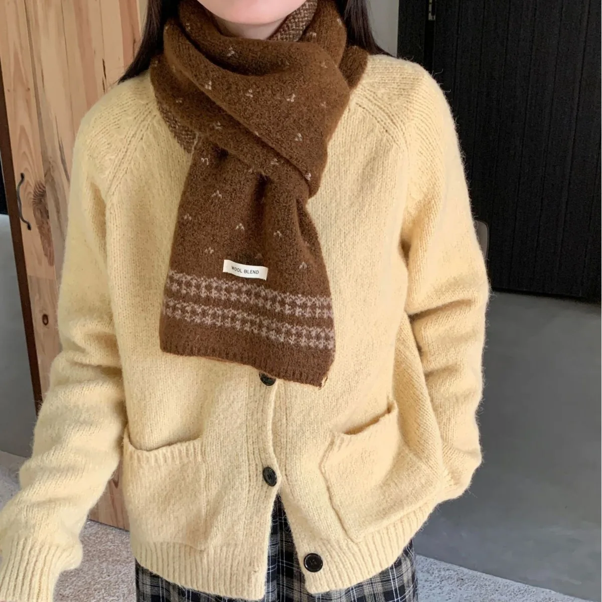 Women's Scarves Korean Retro Fair Island Simple Sweet Versatile Kawaii Wool Winter Thicked Warmth Comfortable High Quality Scarf
Women's Scarves Korean Retro Fair Island Simple Sweet Versatile Kawaii Wool Winter Thicked Warmth Comfortable High Quality Scarf