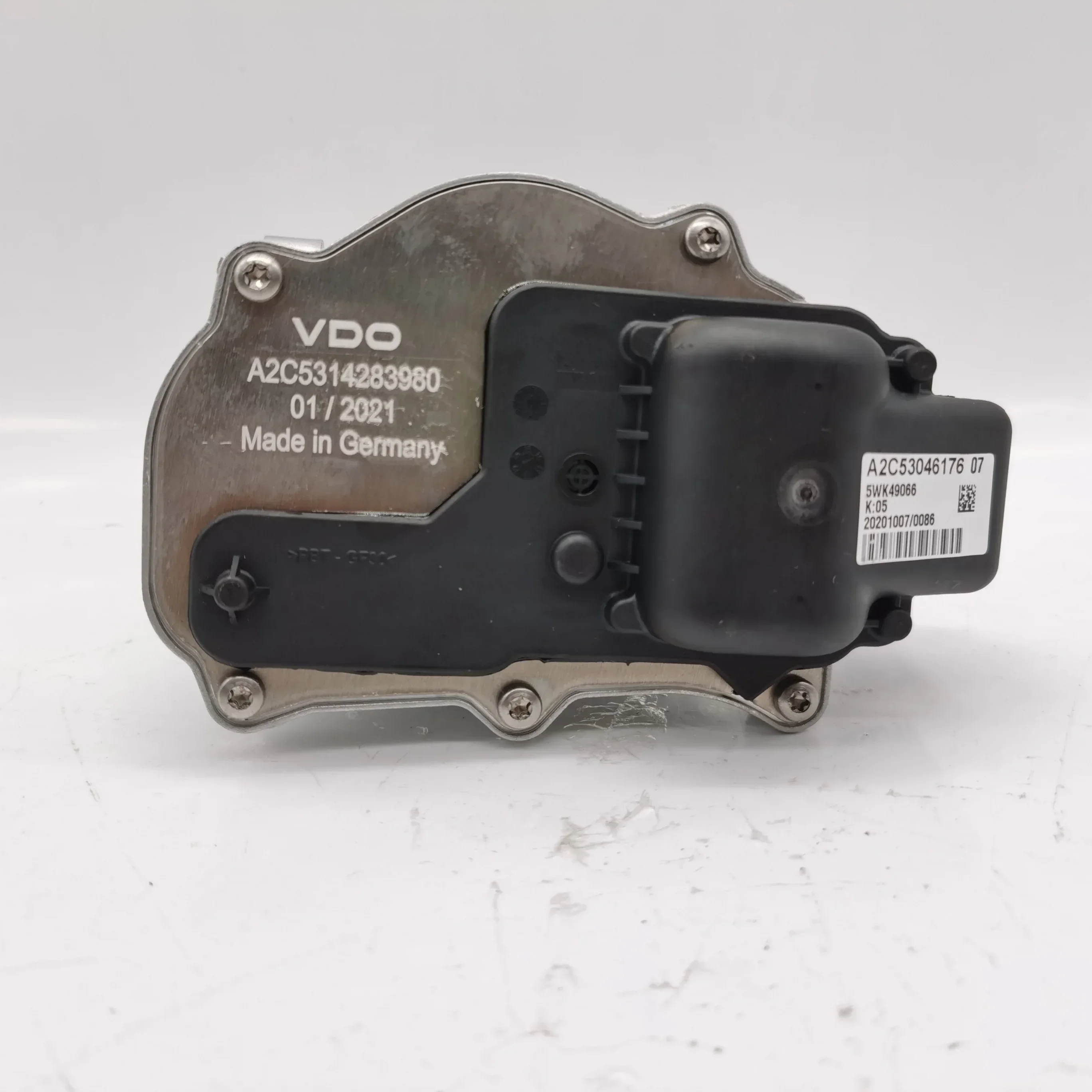 NEW Auto Parts Throttle Body Actuator for E90 M3 13627838085
NEW Auto Parts Throttle Body Actuator for E90 M3 13627838085