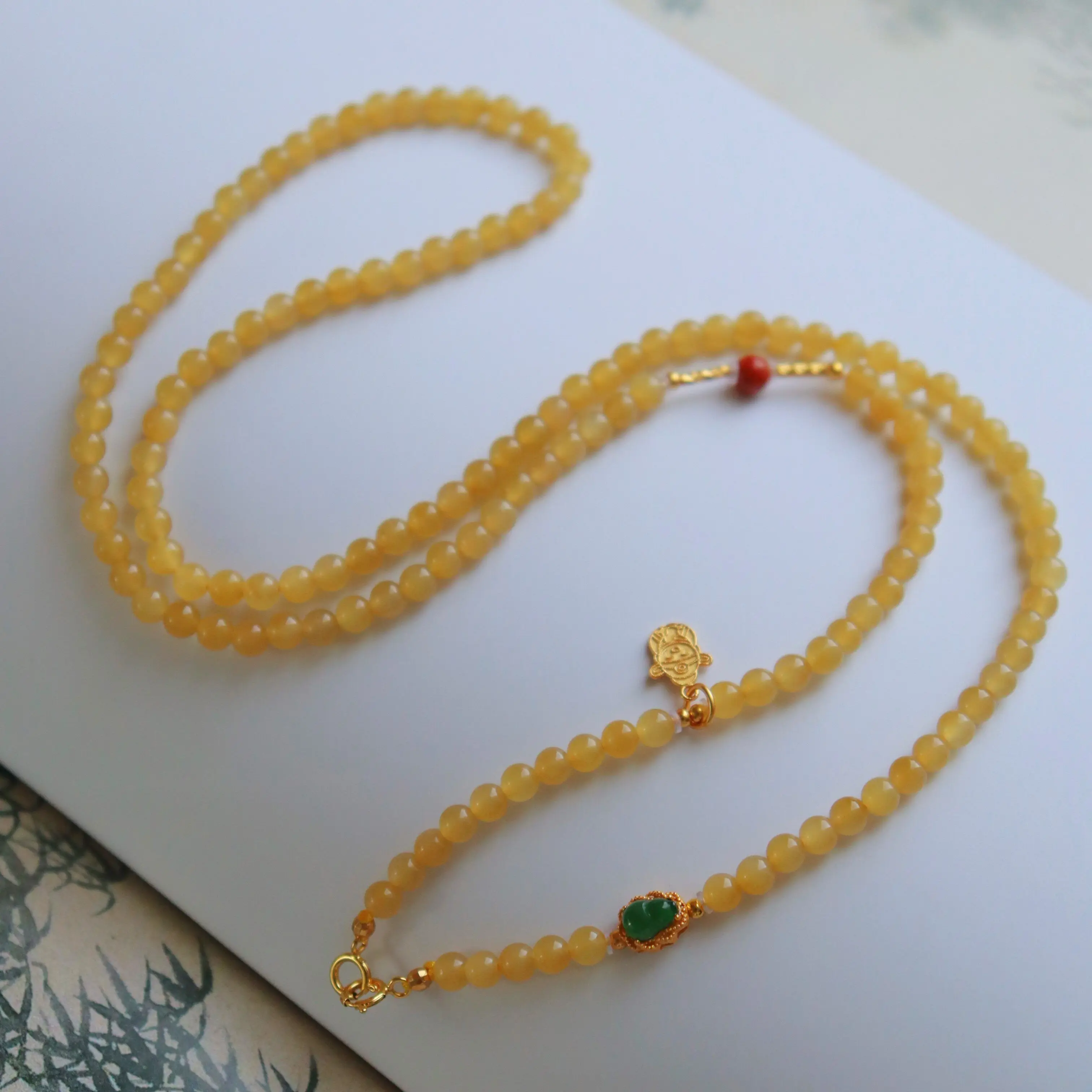Natural Hetian Yellow Jade Necklace, 4mm Round Beads, S925 Silver Multi-Use Clasp Pendant Chain
Natural Hetian Yellow Jade Necklace, 4mm Round Beads, S925 Silver Multi-Use Clasp Pendant Chain