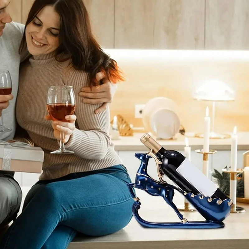 Смоланая полка для вина в стиле ретро с оленями, стойка для красного вина, органайзер для хранения, полка для рождественского бара, домашний декор (только держатель) 
Смоланая полка для вина в стиле ретро с оленями, стойка для красного вина, органайзер для хранения, полка для рождественского бара, домашний декор (только держатель)