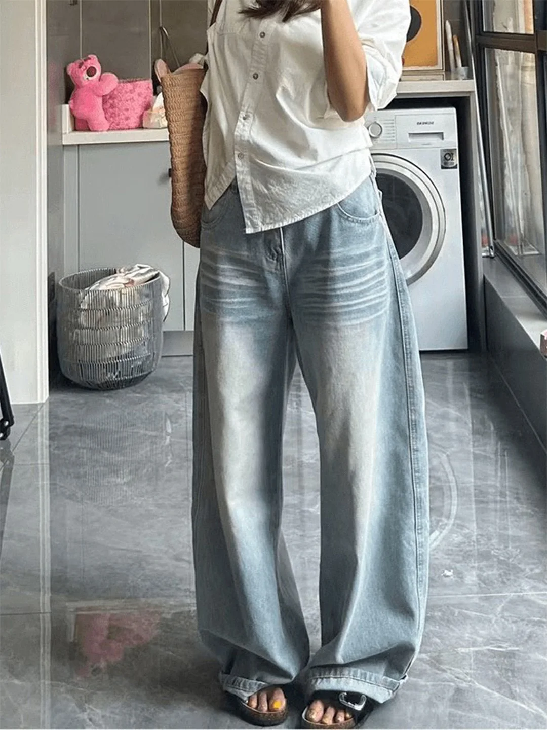 High Waist Loose Fit Women's Jeans Vintage Washed Straight Leg Summer New Style BF Lazy Style Slimming Effect Casual Jeans
High Waist Loose Fit Women's Jeans Vintage Washed Straight Leg Summer New Style BF Lazy Style Slimming Effect Casual Jeans