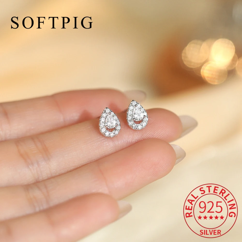 SOFTPIG Real 925 Sterling Silver Zircon Water Drop Mini Stud Earrings For Women Classic Fine Jewelry Light luxury Accessories
SOFTPIG Real 925 Sterling Silver Zircon Water Drop Mini Stud Earrings For Women Classic Fine Jewelry Light luxury Accessories