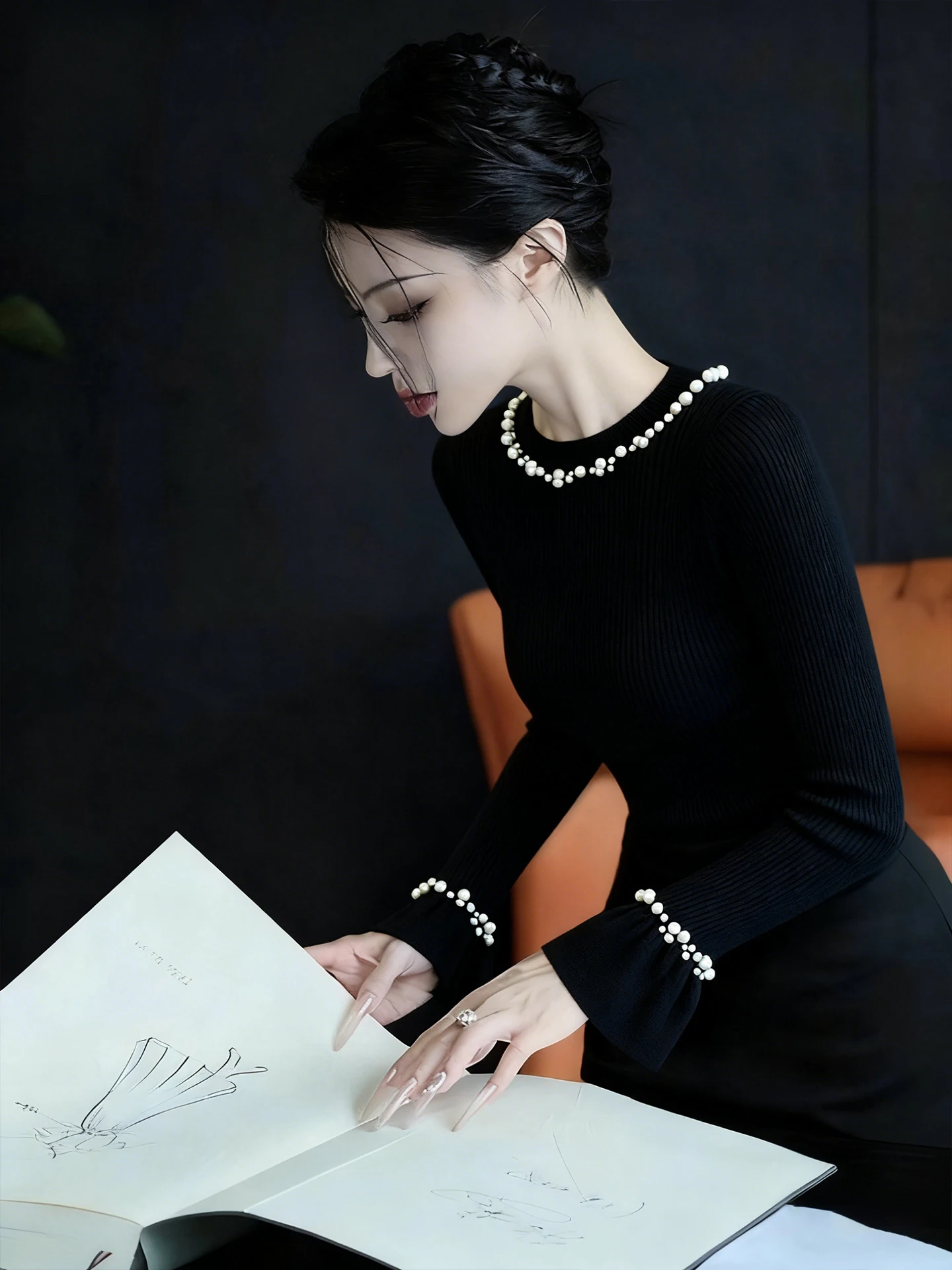 Black Sequin Slim Fit Long Sleeve Knitted Sweater Women's Autumn Winter Fashionable Inner Wear Top Commute Style Korean Version
Black Sequin Slim Fit Long Sleeve Knitted Sweater Women's Autumn Winter Fashionable Inner Wear Top Commute Style Korean Version
