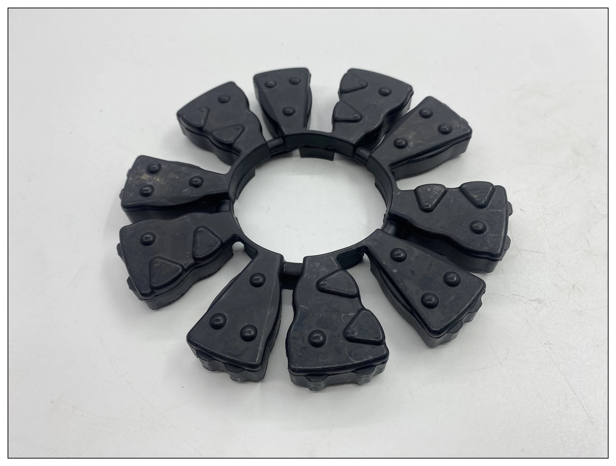 Suitable for BMW S1000RR/Double R from 2019 to 2024, rear wheel cushion rubber block/rear wheel rim cushion rubber
Suitable for BMW S1000RR/Double R from 2019 to 2024, rear wheel cushion rubber block/rear wheel rim cushion rubber