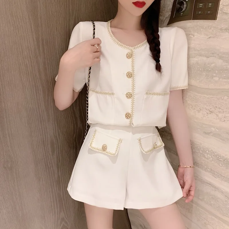 2 Pieces Set Shorts New Coat + High Waist Shorts Coats 2023 Summer New Design Women O-neck Short Sleeve Twinset Suit Clothing
2 Pieces Set Shorts New Coat + High Waist Shorts Coats 2023 Summer New Design Women O-neck Short Sleeve Twinset Suit Clothing
