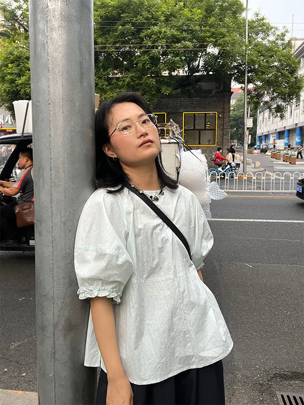 Ультра-прохладная мятная футболка для летнего комфорта, свободного кроя, с круглым вырезом, коротким рукавом, в стиле кэжуал, женская футболка
Ультра-прохладная мятная футболка для летнего комфорта, свободного кроя, с круглым вырезом, коротким рукавом, в стиле кэжуал, женская футболка