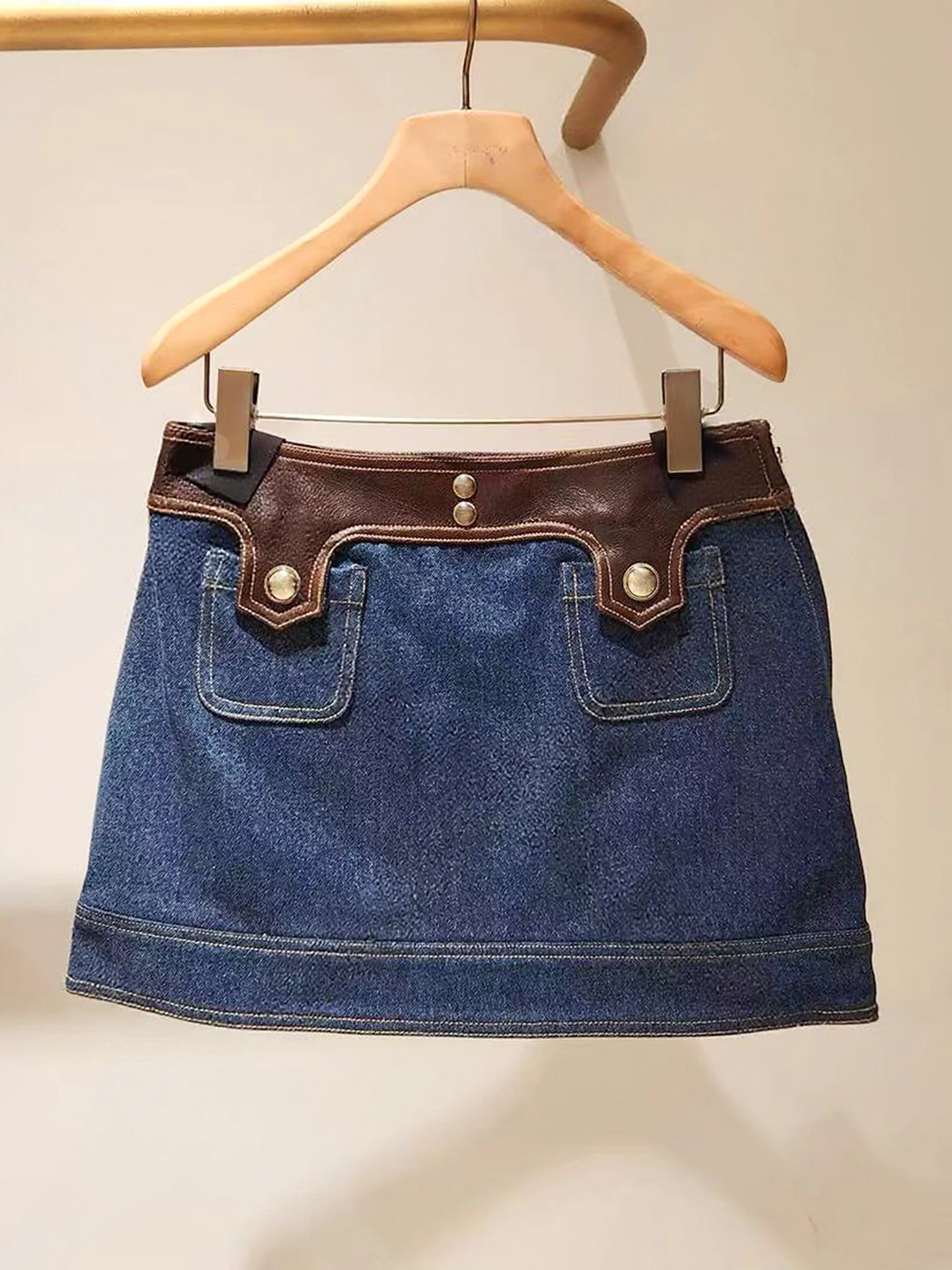 High Waist Leather And Denim Patchwork Skirt for Women Autumn New Arrival Vintage Sle by S Home South Oil
High Waist Leather And Denim Patchwork Skirt for Women Autumn New Arrival Vintage Sle by S Home South Oil