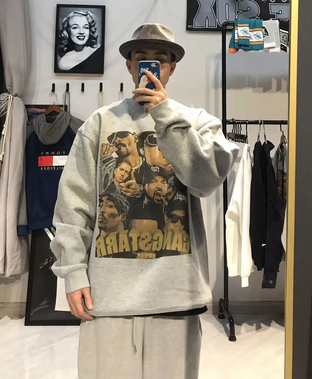 Худи оверсайз с круглым вырезом, в стиле стритвир, американский хип-хоп, винтаж, брейкбоу, свободный крой, теплая повседневная толстовка
Худи оверсайз с круглым вырезом, в стиле стритвир, американский хип-хоп, винтаж, брейкбоу, свободный крой, теплая повседневная толстовка