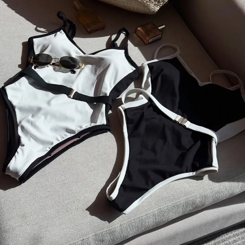 Женский слитный купальник-монокини с высокой талией и эффектом пуш-ап для пляжа
Женский слитный купальник-монокини с высокой талией и эффектом пуш-ап для пляжа