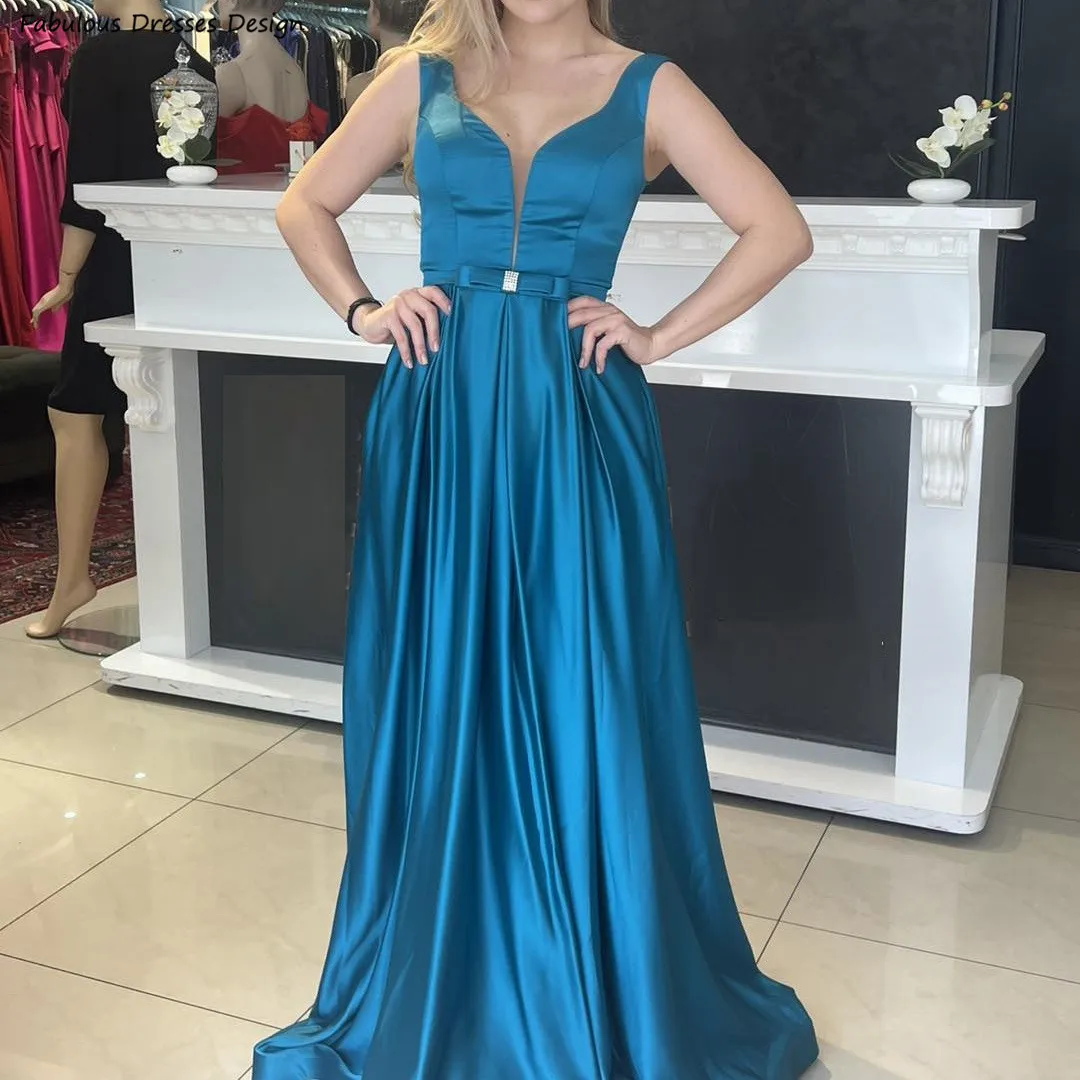 Pool Blue Sleeveless Bridesmaid Dresses Women Satin Long A-line Bow Wedding Party Dress Sweetheart Neck Backless Prom Gown
Pool Blue Sleeveless Bridesmaid Dresses Women Satin Long A-line Bow Wedding Party Dress Sweetheart Neck Backless Prom Gown