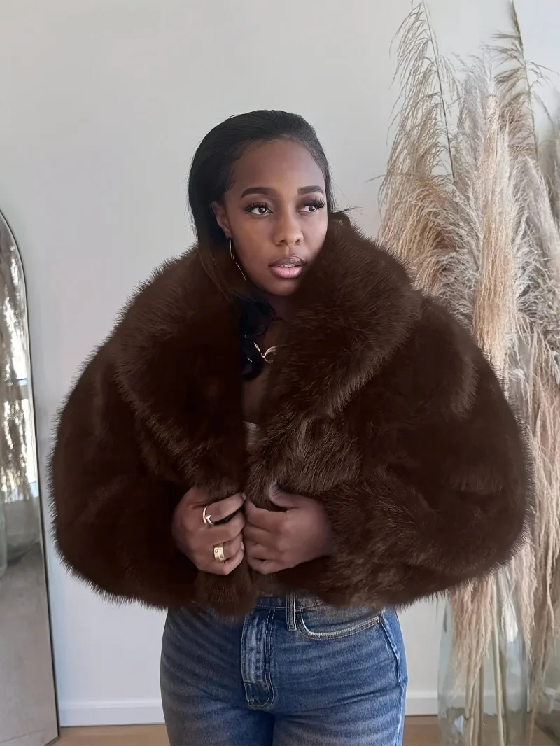 2025 Winter Women Luxury Faux Fur Coat Turn Down Collar Long Sleeve Open Stitch Thick Warm Casual Jackets Furry Outerwear 
2025 Winter Women Luxury Faux Fur Coat Turn Down Collar Long Sleeve Open Stitch Thick Warm Casual Jackets Furry Outerwear