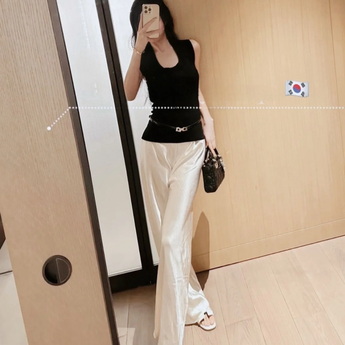 Acetate Satin Narrow Leg Wide Leg Pants Women Summer Drapey Slim Straight Casual Floor Length Micro Flared Trousers
Acetate Satin Narrow Leg Wide Leg Pants Women Summer Drapey Slim Straight Casual Floor Length Micro Flared Trousers