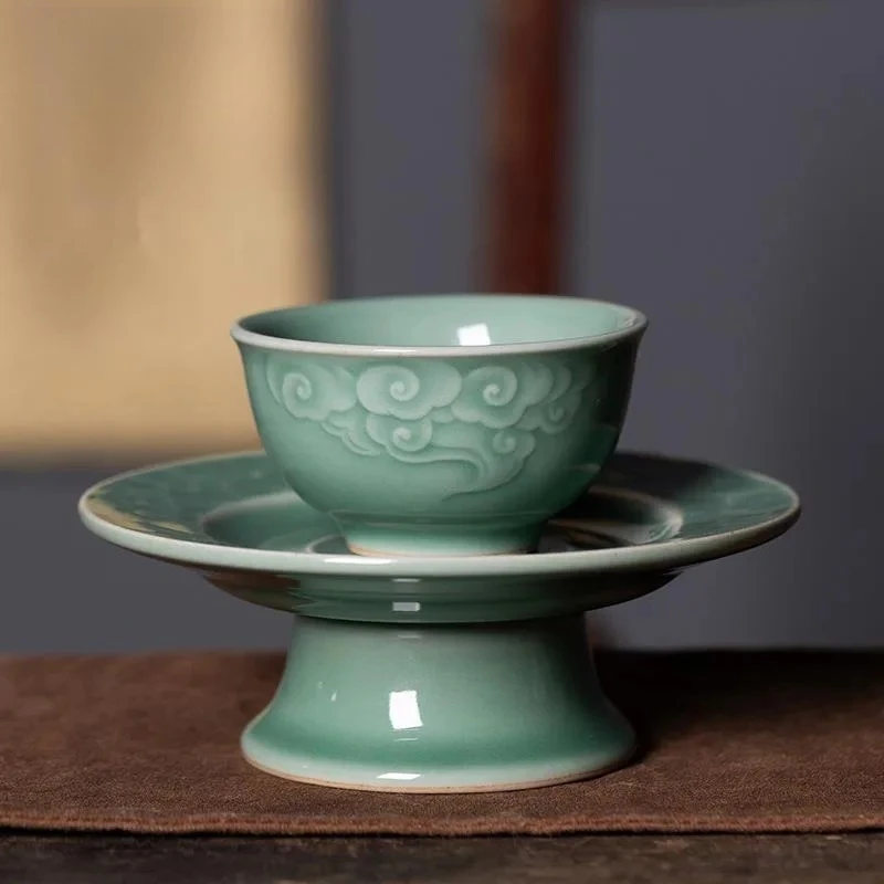 80 мл чайная чашка ручной работы Longquan Celadon, эстетическая благоприятная облака, мастер-чашка с держателем, набор чашек, подарки для чайной церемонии Jianzhan 
80 мл чайная чашка ручной работы Longquan Celadon, эстетическая благоприятная облака, мастер-чашка с держателем, набор чашек, подарки для чайной церемонии Jianzhan