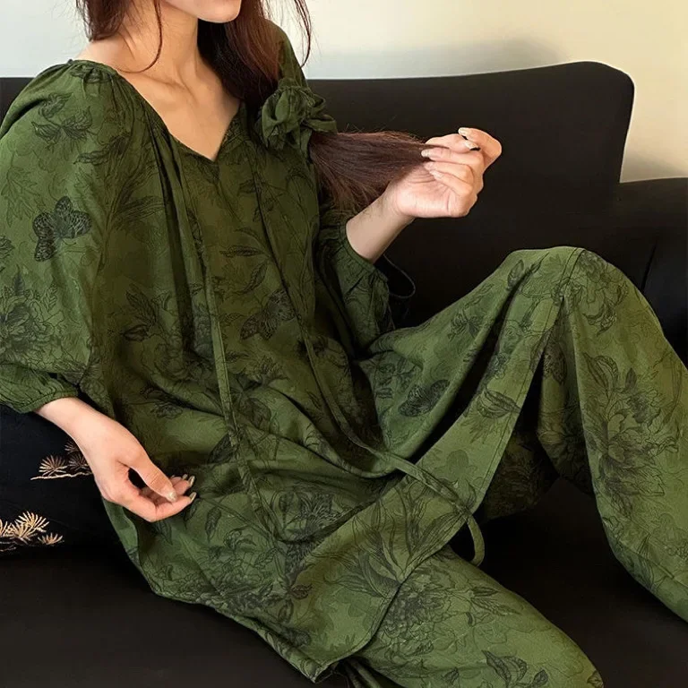 Women 2PCS Pajamas Set Home Clothes Viscose Cotton Sleepwear Trouser Suit Chinese Style Print Flower Nightwear Loose Lounge Wear
Women 2PCS Pajamas Set Home Clothes Viscose Cotton Sleepwear Trouser Suit Chinese Style Print Flower Nightwear Loose Lounge Wear