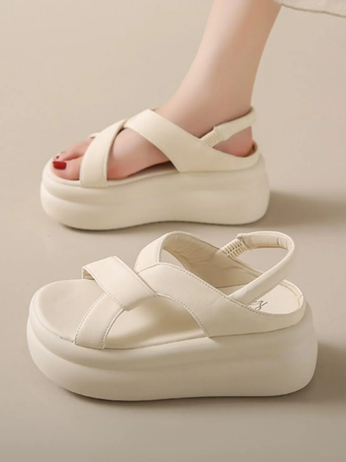 Flatform Sandals Women's Summer Casual Beach Shoes Heightening Small Size Fairy Sle Slip-On Low Top Glue-Welding Process W848
Flatform Sandals Women's Summer Casual Beach Shoes Heightening Small Size Fairy Sle Slip-On Low Top Glue-Welding Process W848
