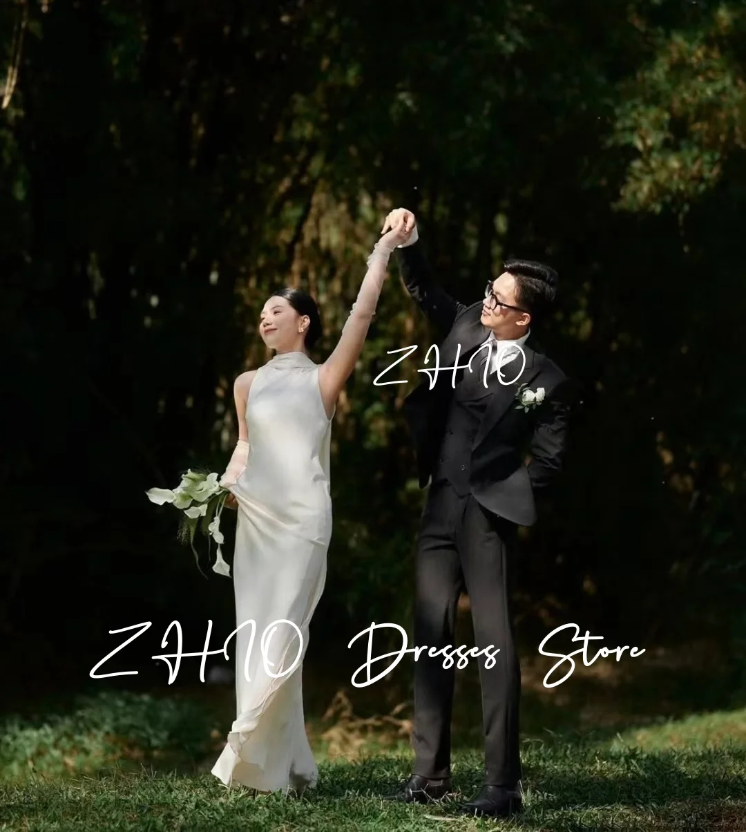 ZHIO Elegant Ivory Korea Wedding Reception Dress with Jacket Sleeveless Floor Length Satin Photo Shoot Evening Gown Customized
ZHIO Elegant Ivory Korea Wedding Reception Dress with Jacket Sleeveless Floor Length Satin Photo Shoot Evening Gown Customized