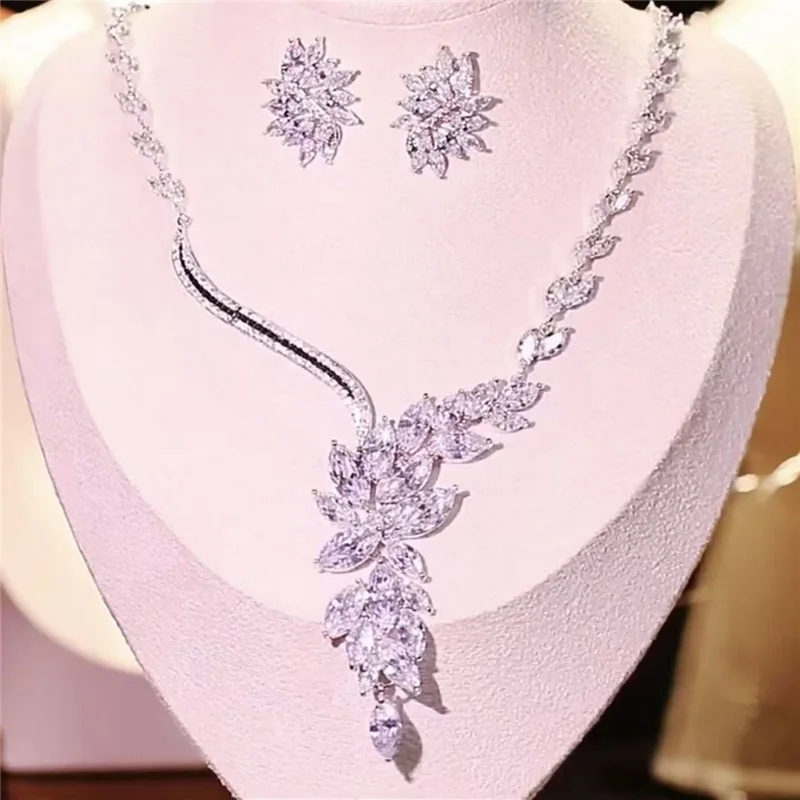 Necklace And Earring Sets For Women Shine White Zirconia Party Accessories Gorgeous Crystal Elegant Wedding Jewelry CCLZ003
Necklace And Earring Sets For Women Shine White Zirconia Party Accessories Gorgeous Crystal Elegant Wedding Jewelry CCLZ003
