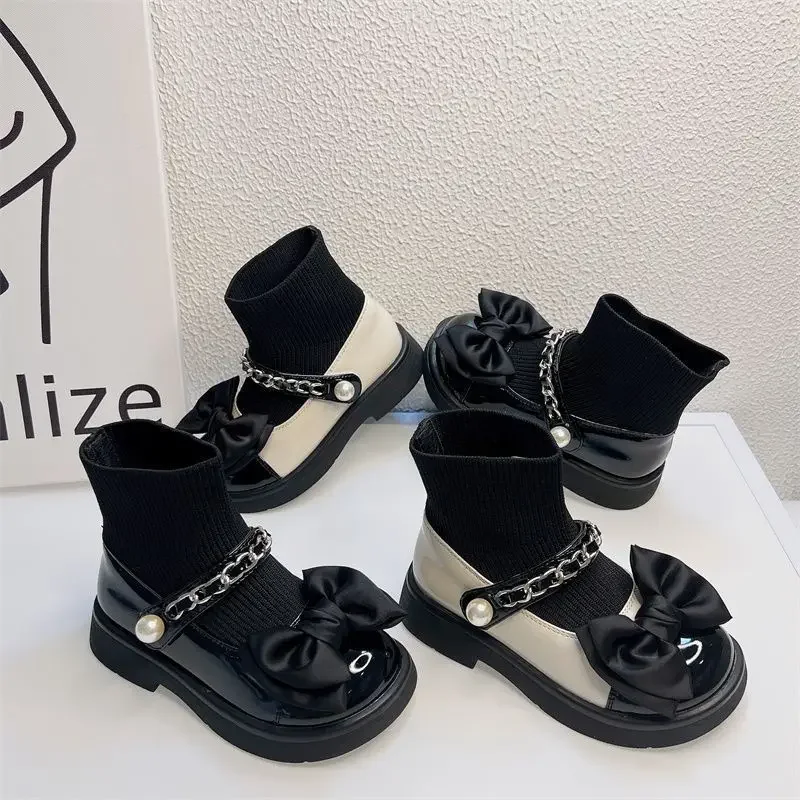 2024 New Girls' Boots Spring and Autumn Children's Leather Shoes Knitted Spliced Fashion Socks Boots Baby Short Boots Size 21-30
2024 New Girls' Boots Spring and Autumn Children's Leather Shoes Knitted Spliced Fashion Socks Boots Baby Short Boots Size 21-30