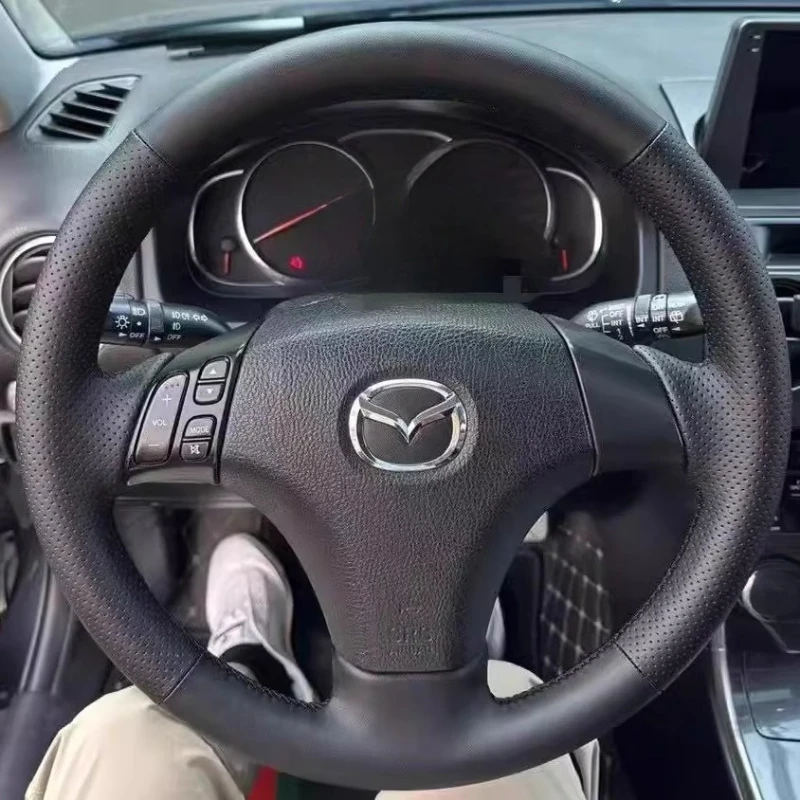 Сшитый вручную нескользящий черный чехол на руль из натуральной кожи, автозапчасти для Mazda 3 Axela 5 6 Atenza 2004-2006
Сшитый вручную нескользящий черный чехол на руль из натуральной кожи, автозапчасти для Mazda 3 Axela 5 6 Atenza 2004-2006