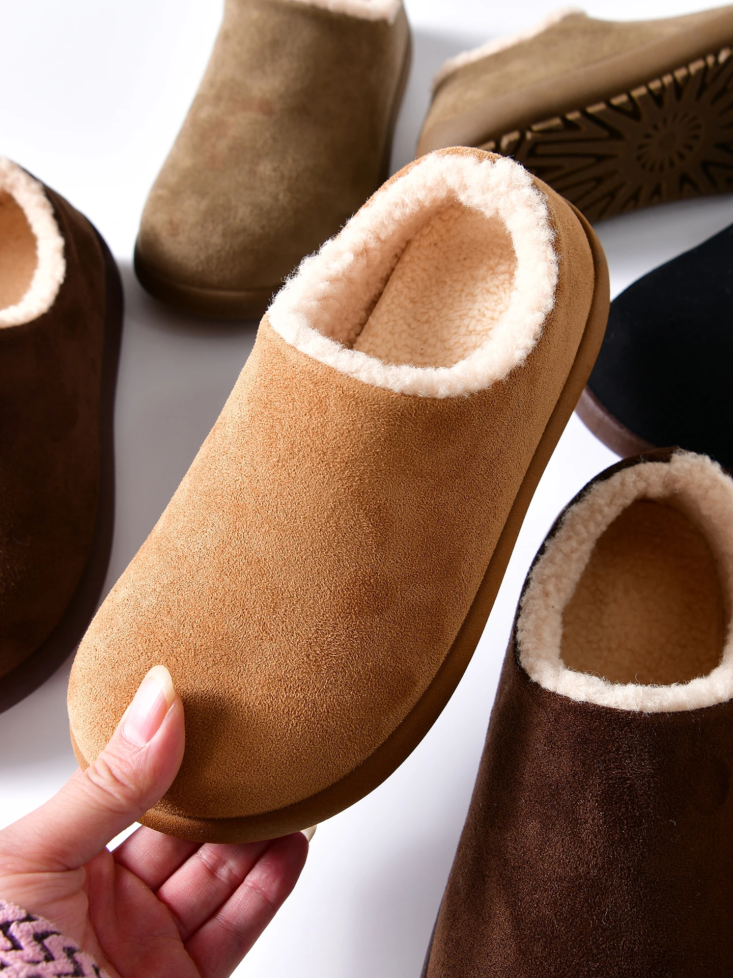 Thickened Fleece Lined Bean Boots Women's Autumn Winter Casual Slip-On Loafers High Insole Short Fur Inner Cargo Boots
Thickened Fleece Lined Bean Boots Women's Autumn Winter Casual Slip-On Loafers High Insole Short Fur Inner Cargo Boots