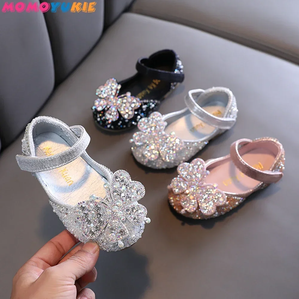 New Fashion Girls Flats Shoes Sequins Rhinestone Princess with Butterfly-Knot Performance Dance Shoes Students Sandals
New Fashion Girls Flats Shoes Sequins Rhinestone Princess with Butterfly-Knot Performance Dance Shoes Students Sandals