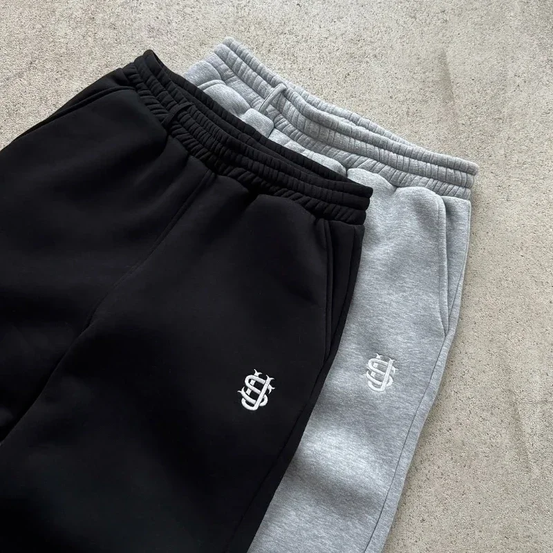 Harajuku Men Jogger Loose Embroidered Leg Openings Wide Leg Pants Extra outsize Pockets Solid color Couple Straight Leg Pants
Harajuku Men Jogger Loose Embroidered Leg Openings Wide Leg Pants Extra outsize Pockets Solid color Couple Straight Leg Pants