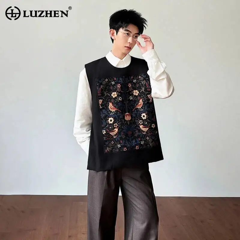 LUZHEN 2026 New Embroidery Pattern Chinese Style Sleeveless T-shirt Pullover Men's Fashion Handsome Casual Male Vest Tops JY6571
LUZHEN 2026 New Embroidery Pattern Chinese Style Sleeveless T-shirt Pullover Men's Fashion Handsome Casual Male Vest Tops JY6571