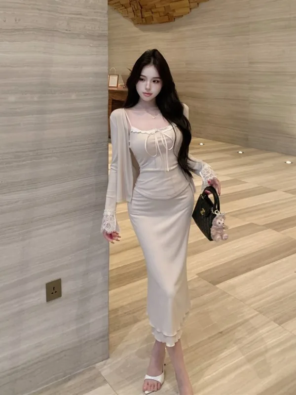Fashionable Comfortable New Arrival Women's Knitted Open Cardigan Strap Half Skirt Three Piece Set Elegant Stretch Knit Cotto...
Fashionable Comfortable New Arrival Women's Knitted Open Cardigan Strap Half Skirt Three Piece Set Elegant Stretch Knit Cotto...