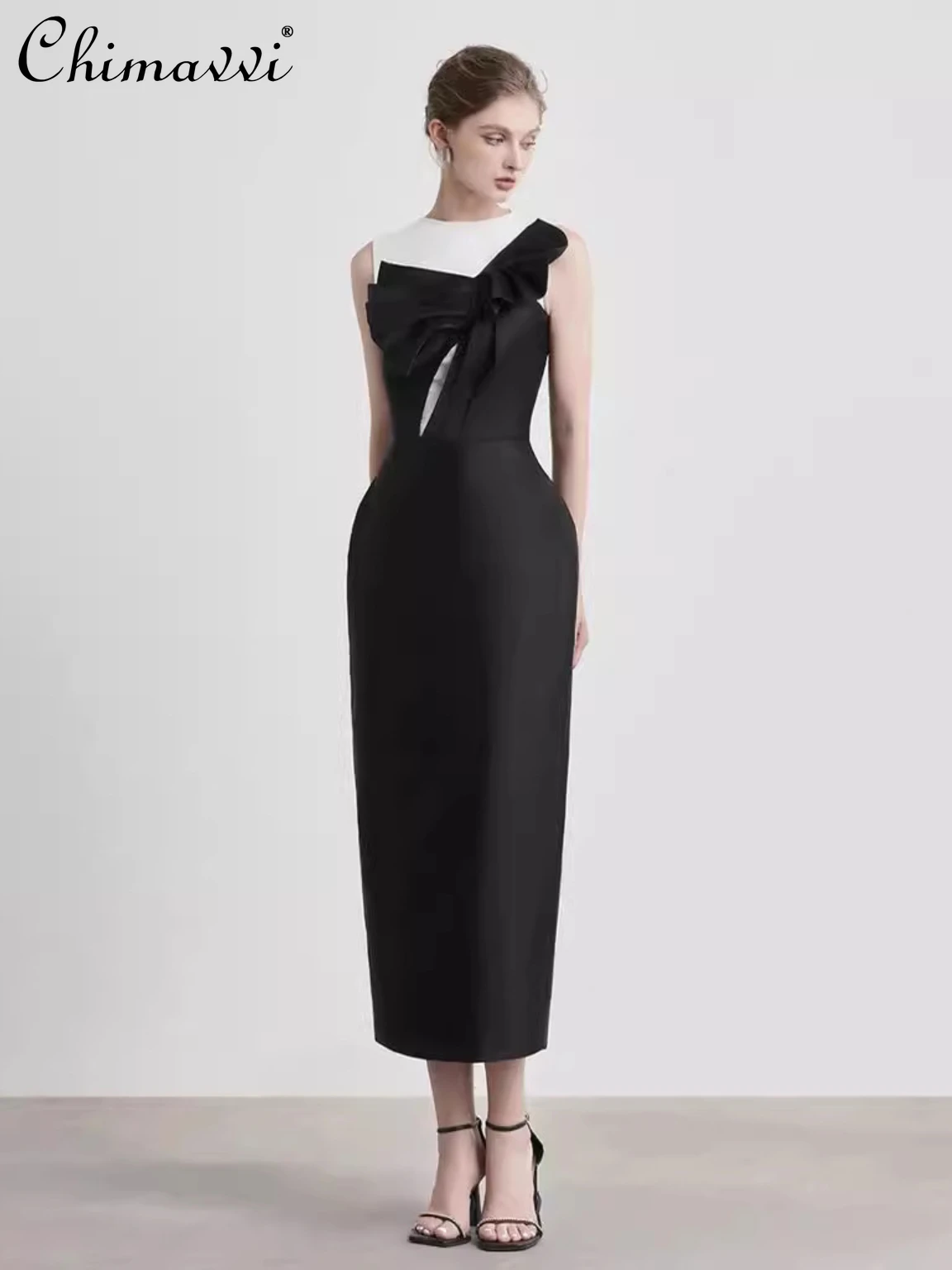 French Style Black and White Dress Summer New High-end Fashion Round Neck Bowknot High Waist Slim Mid-Length Elegant Dress Women
French Style Black and White Dress Summer New High-end Fashion Round Neck Bowknot High Waist Slim Mid-Length Elegant Dress Women
