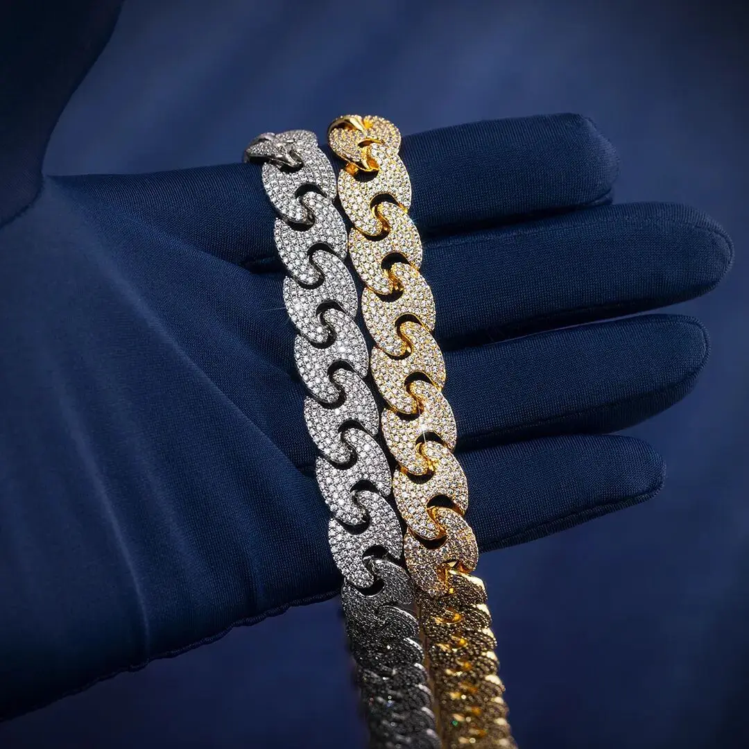 12mm Hiphop Cuban Link Chain S925 Sterling Iced Out Chain Unique G-Link VVS Moissanite Cuban Chain
12mm Hiphop Cuban Link Chain S925 Sterling Iced Out Chain Unique G-Link VVS Moissanite Cuban Chain