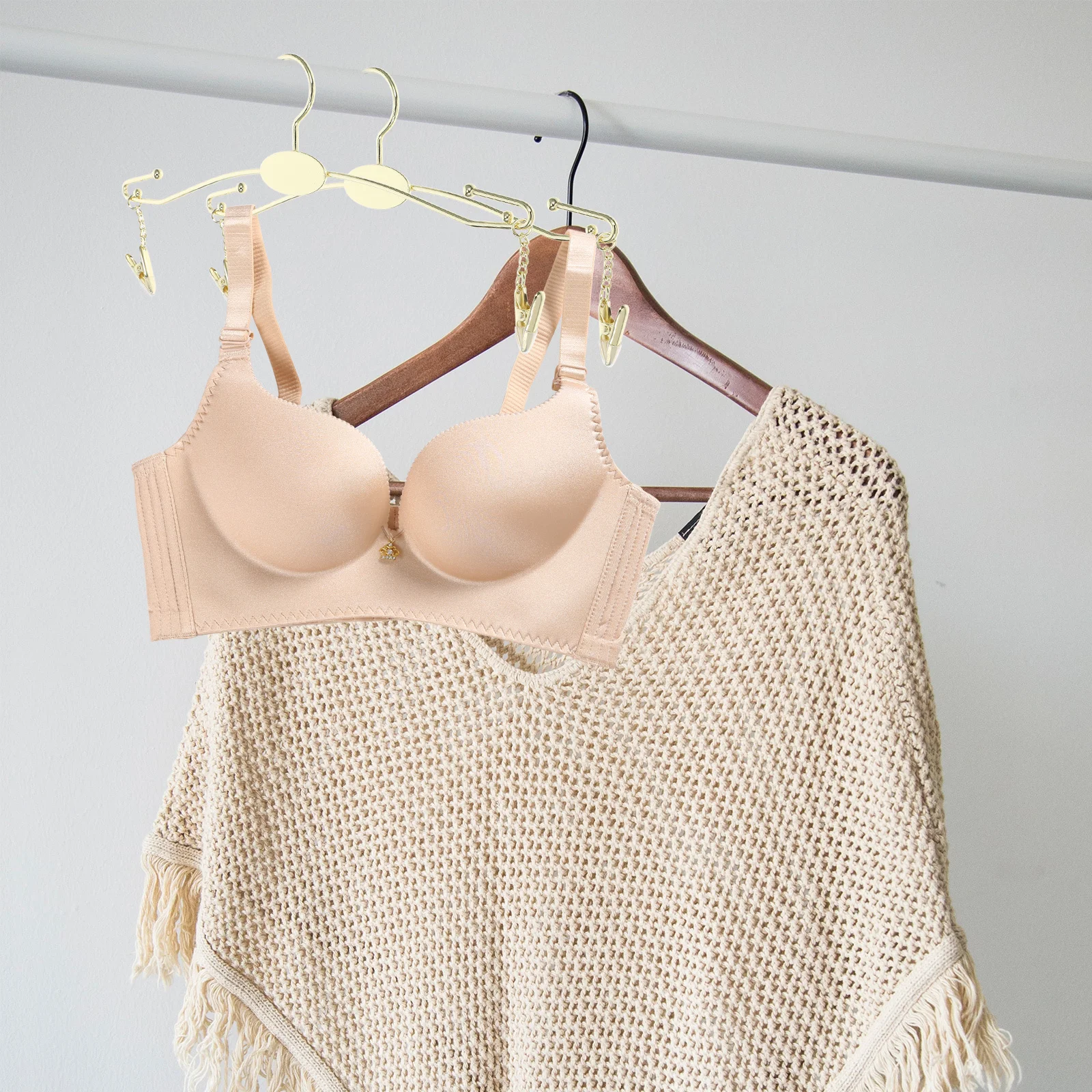 10Pcs Metal Hangers Bra Rack Organizer Space Saving Underwear Hangers for Closet Lingerie Clothes Bra Rack Shop Display Hanger
10Pcs Metal Hangers Bra Rack Organizer Space Saving Underwear Hangers for Closet Lingerie Clothes Bra Rack Shop Display Hanger