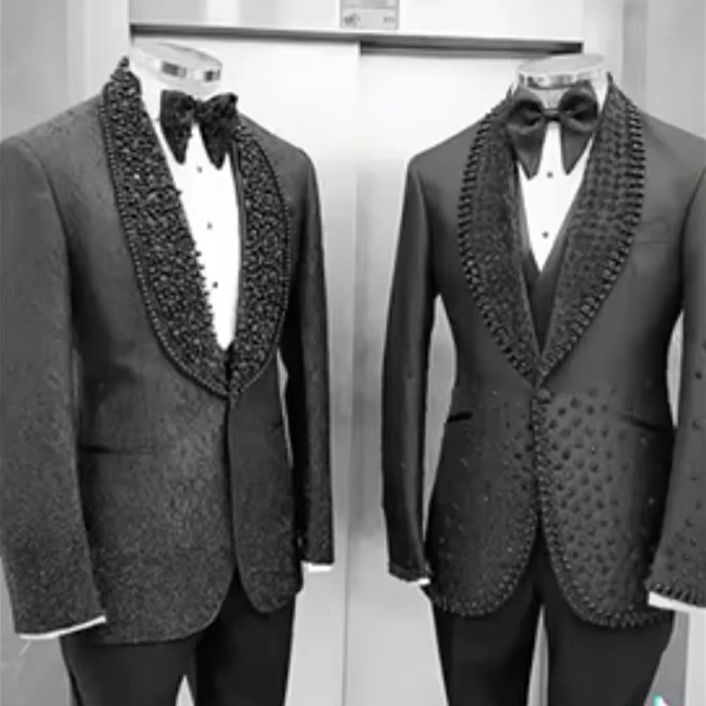 Customized Luxury Men's Suits Tailored 2 Pieces Sequins Beads Blazer Shawl Lapel One Button Sparkly Wedding Slim Diamonds Prom
Customized Luxury Men's Suits Tailored 2 Pieces Sequins Beads Blazer Shawl Lapel One Button Sparkly Wedding Slim Diamonds Prom