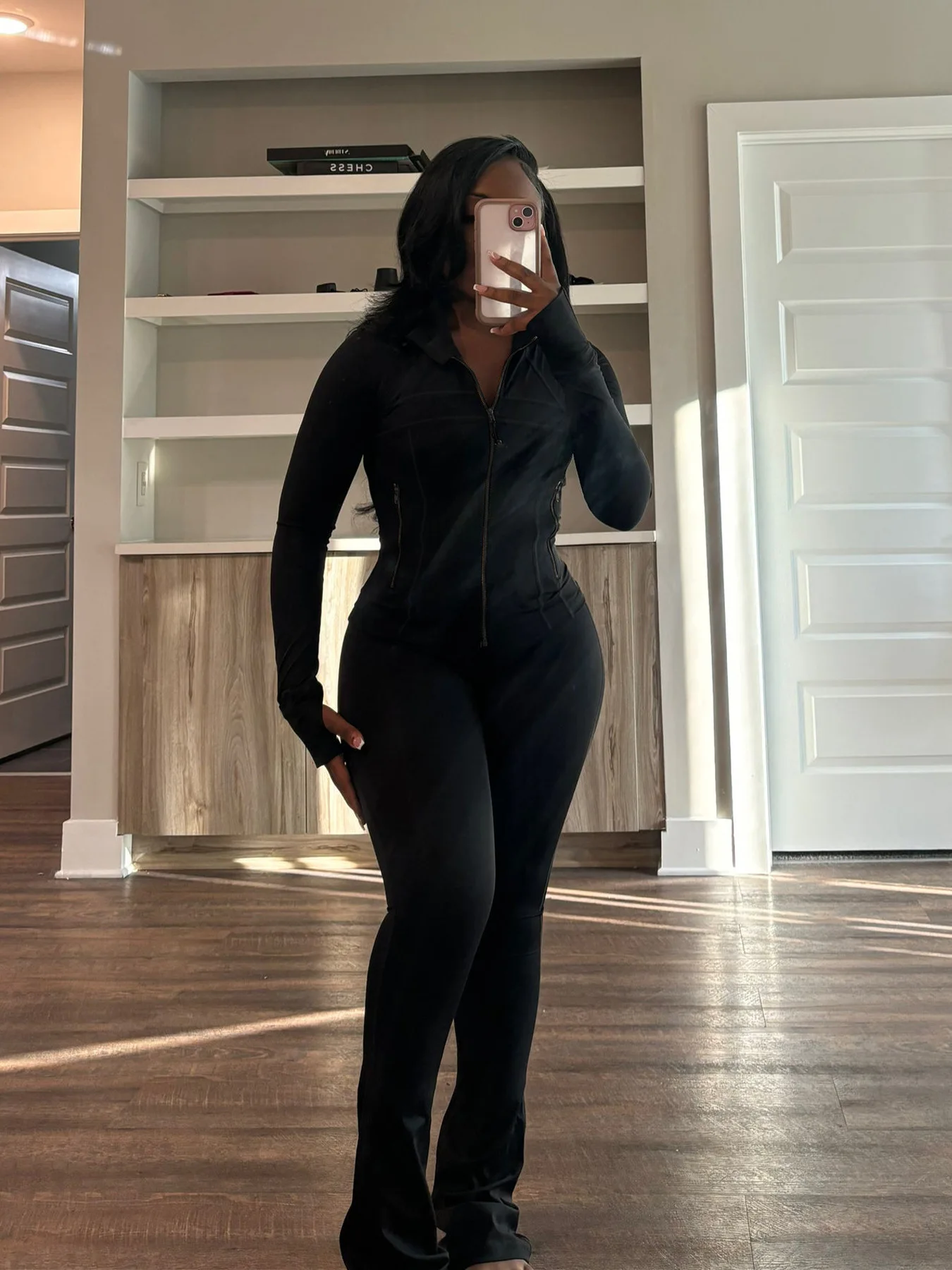 Women's Contour Fit Yoga Set Long Sleeve High Neck Zip Top Flared Leg Pants Sexy Two Piece Workout Outfit Spring Summer Gym
Women's Contour Fit Yoga Set Long Sleeve High Neck Zip Top Flared Leg Pants Sexy Two Piece Workout Outfit Spring Summer Gym