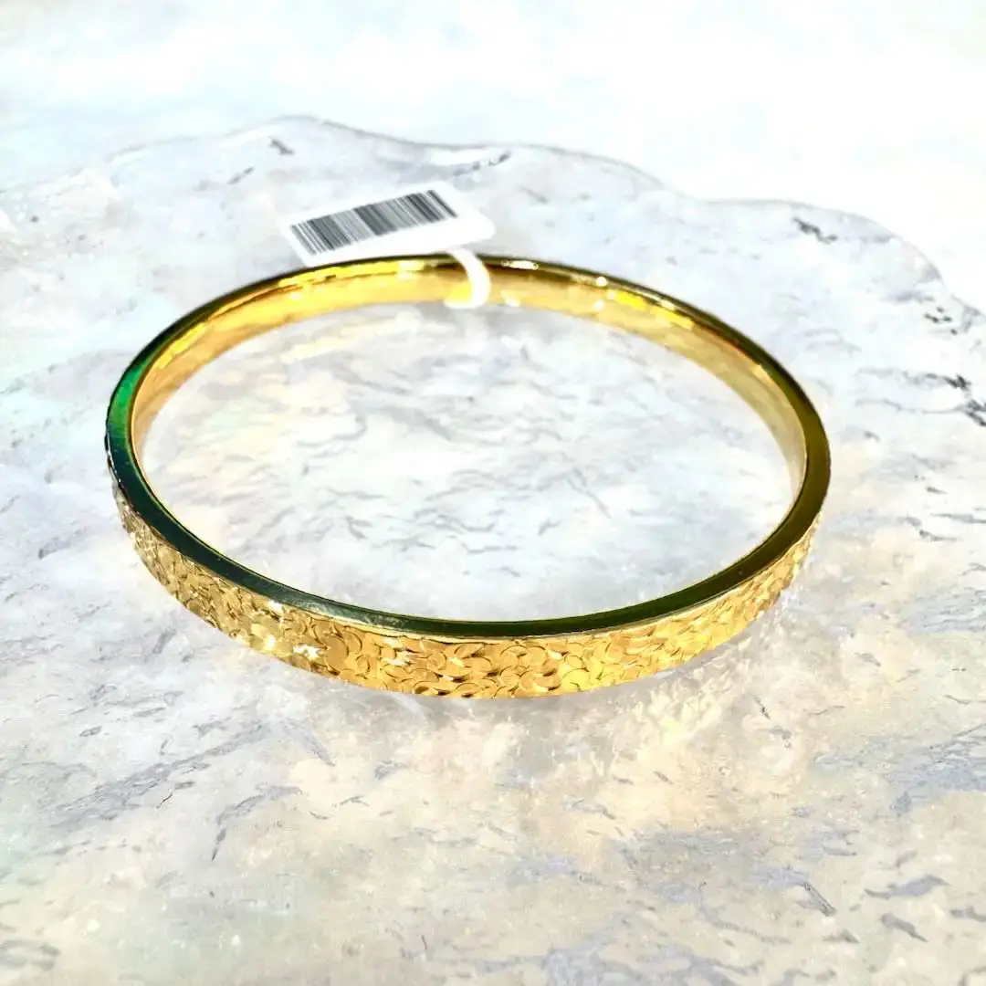 YIBU Gold-Plated Minimalist Bracelet Single-Sided Crushed Ice Trendy Jewelry Accessory
YIBU Gold-Plated Minimalist Bracelet Single-Sided Crushed Ice Trendy Jewelry Accessory