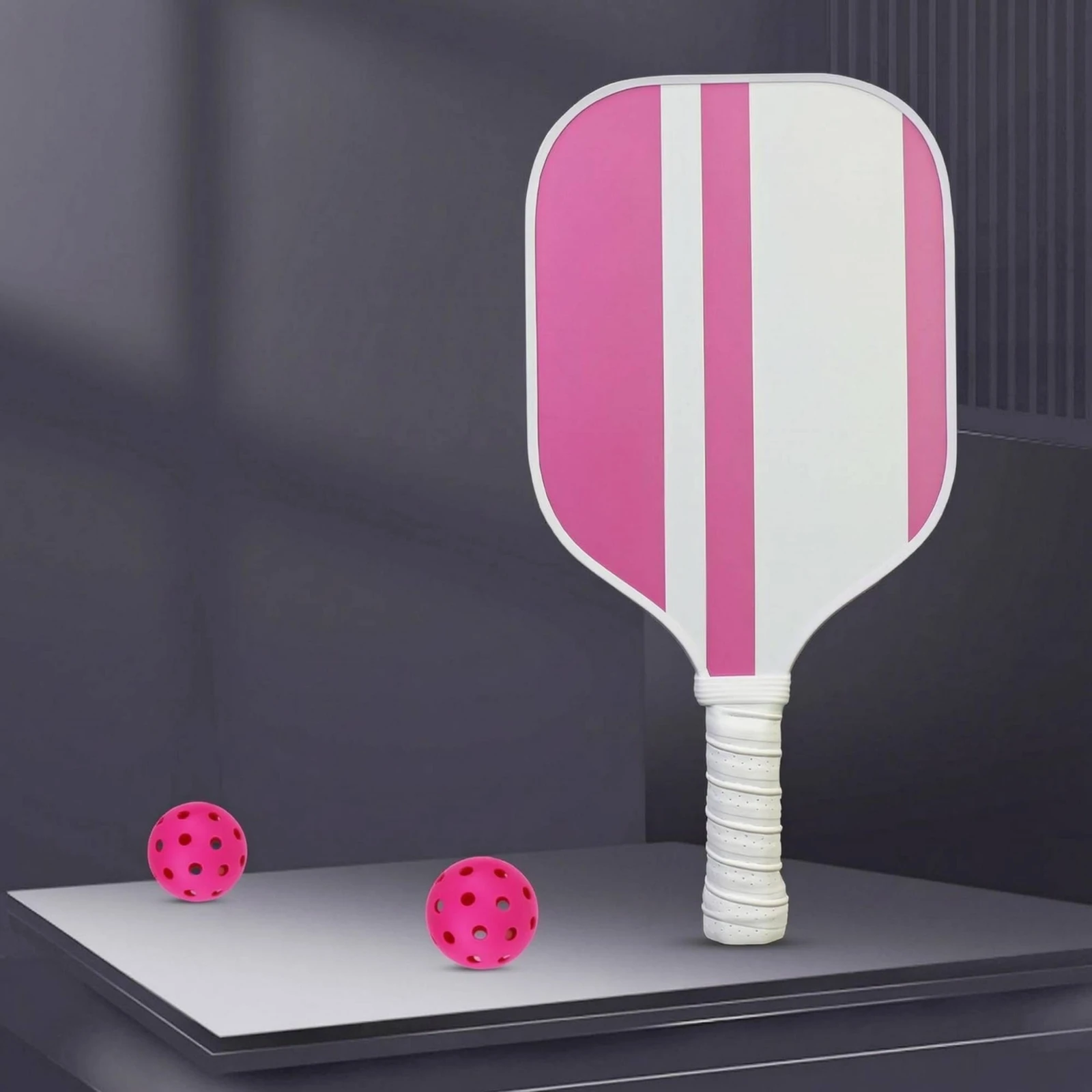Honeycomb Core Paddle White Edge Frame Fiberglass Pickleball Paddle Sports Equipment Wide Optimal Impact Zone
Honeycomb Core Paddle White Edge Frame Fiberglass Pickleball Paddle Sports Equipment Wide Optimal Impact Zone
