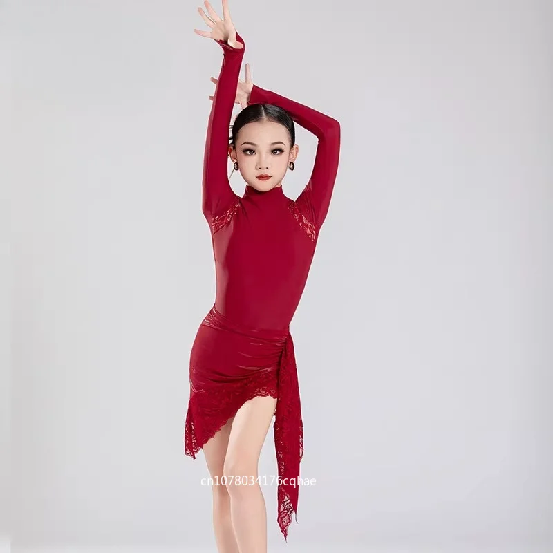 High-end new-style girls Latin dance practice outfit training class dress top and skirt with a cinched waist Stage costumes
High-end new-style girls Latin dance practice outfit training class dress top and skirt with a cinched waist Stage costumes
