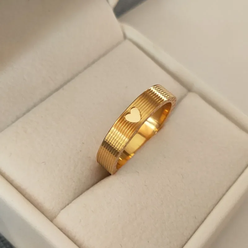 Simple yellow gold plated index finger couple ring for women 520 clock love rings does not fade wedding anniversary gifts
Simple yellow gold plated index finger couple ring for women 520 clock love rings does not fade wedding anniversary gifts