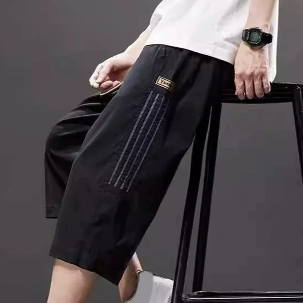 Beachwear Fashion Straight Shorts Mens Summer Shorts Solid Color Pattern Application For Vacation Polyester Fabric
Beachwear Fashion Straight Shorts Mens Summer Shorts Solid Color Pattern Application For Vacation Polyester Fabric