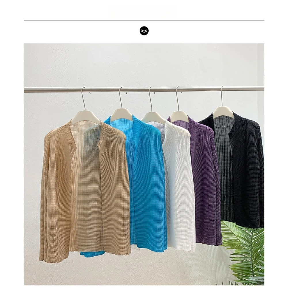 Miyake Pleated Jacket 2025 Summer New Stretch Pleats Loose Big Size Jacket Pure Colour Temperament Fold Tops Slim Temperamen
Miyake Pleated Jacket 2025 Summer New Stretch Pleats Loose Big Size Jacket Pure Colour Temperament Fold Tops Slim Temperamen