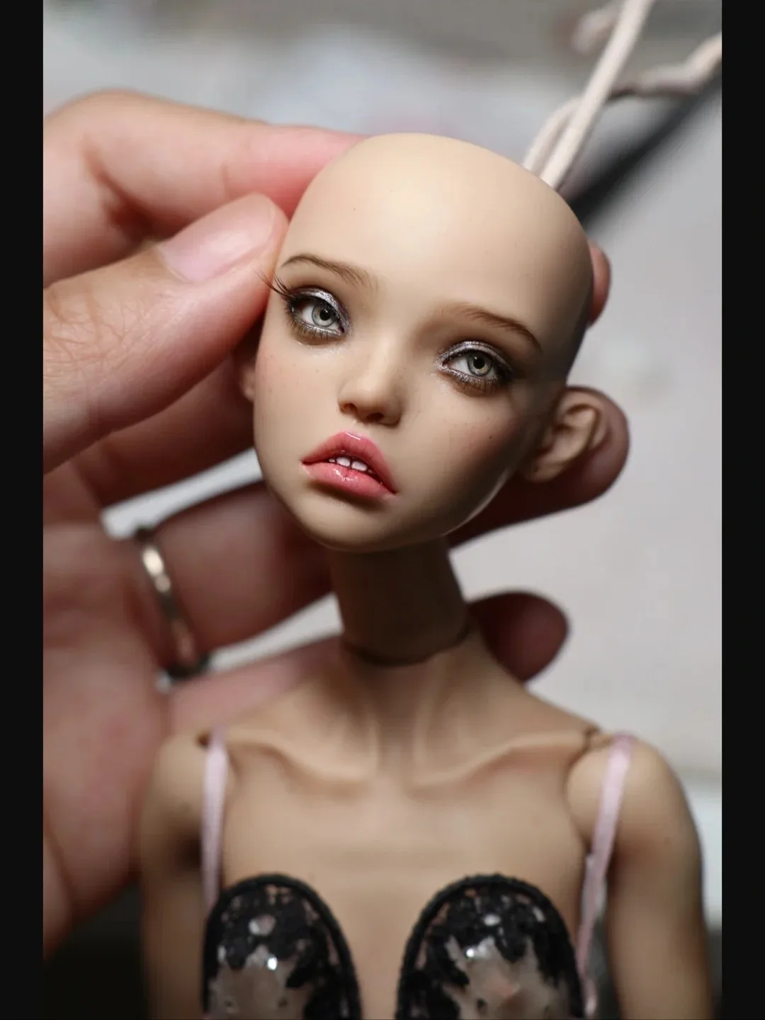 Новая кукла BJD SD 1/4 39 см Popovy Sisters, подарок на день рождения, шарнирная кукольная игрушка, модель Долли, телесная бесплатная доставка
Новая кукла BJD SD 1/4 39 см Popovy Sisters, подарок на день рождения, шарнирная кукольная игрушка, модель Долли, телесная бесплатная доставка