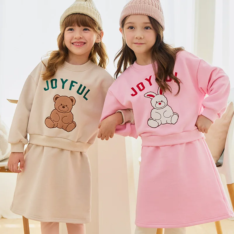 Girls' Dresses 25 Spring New Pink Cartoon Fashion Children's Sports Dress Cotton Cute Fake Two-piece Sweater Children's Clothing
Girls' Dresses 25 Spring New Pink Cartoon Fashion Children's Sports Dress Cotton Cute Fake Two-piece Sweater Children's Clothing