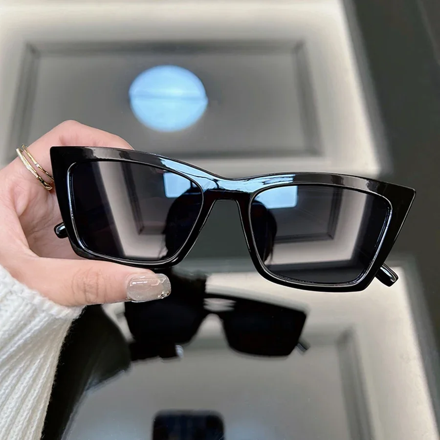 Fashion Cat Eye Vintage Sunglasses Women Men Brand Designer Retro Sun Glasses Female Male Mirror Outdoors Travel Oculos De Sol
Fashion Cat Eye Vintage Sunglasses Women Men Brand Designer Retro Sun Glasses Female Male Mirror Outdoors Travel Oculos De Sol