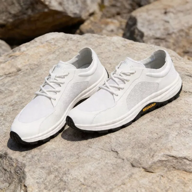 Designer Brand Trail Running Shoe Anti-Slippery Sports and Leisure Shoes Good Quality Walking Shoe Hard-Wearing Gym Outdoor Shoe
Designer Brand Trail Running Shoe Anti-Slippery Sports and Leisure Shoes Good Quality Walking Shoe Hard-Wearing Gym Outdoor Shoe