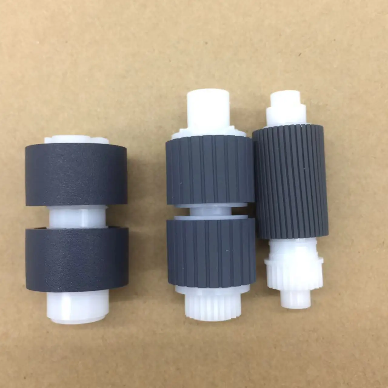 1 комплект ролика захвата ADF подходит для Samsung M4583FX C2680FX M4080FX SL-M4580FX C4062FX
1 комплект ролика захвата ADF подходит для Samsung M4583FX C2680FX M4080FX SL-M4580FX C4062FX