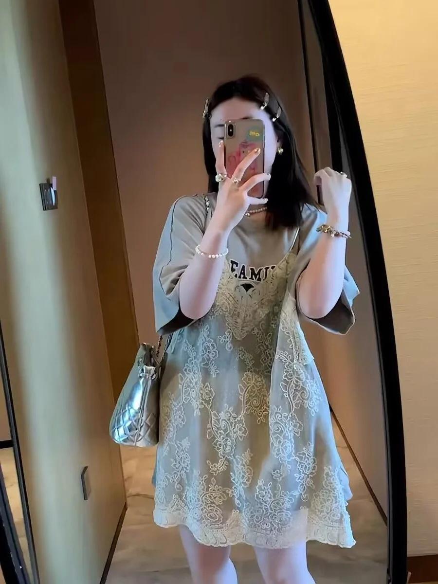 plus Size Summer Lace Splice Straight Tube Dress Women's Short Sleeve T-Shirt Fake Two-Piece Midi Dress Korean Style Commute
plus Size Summer Lace Splice Straight Tube Dress Women's Short Sleeve T-Shirt Fake Two-Piece Midi Dress Korean Style Commute