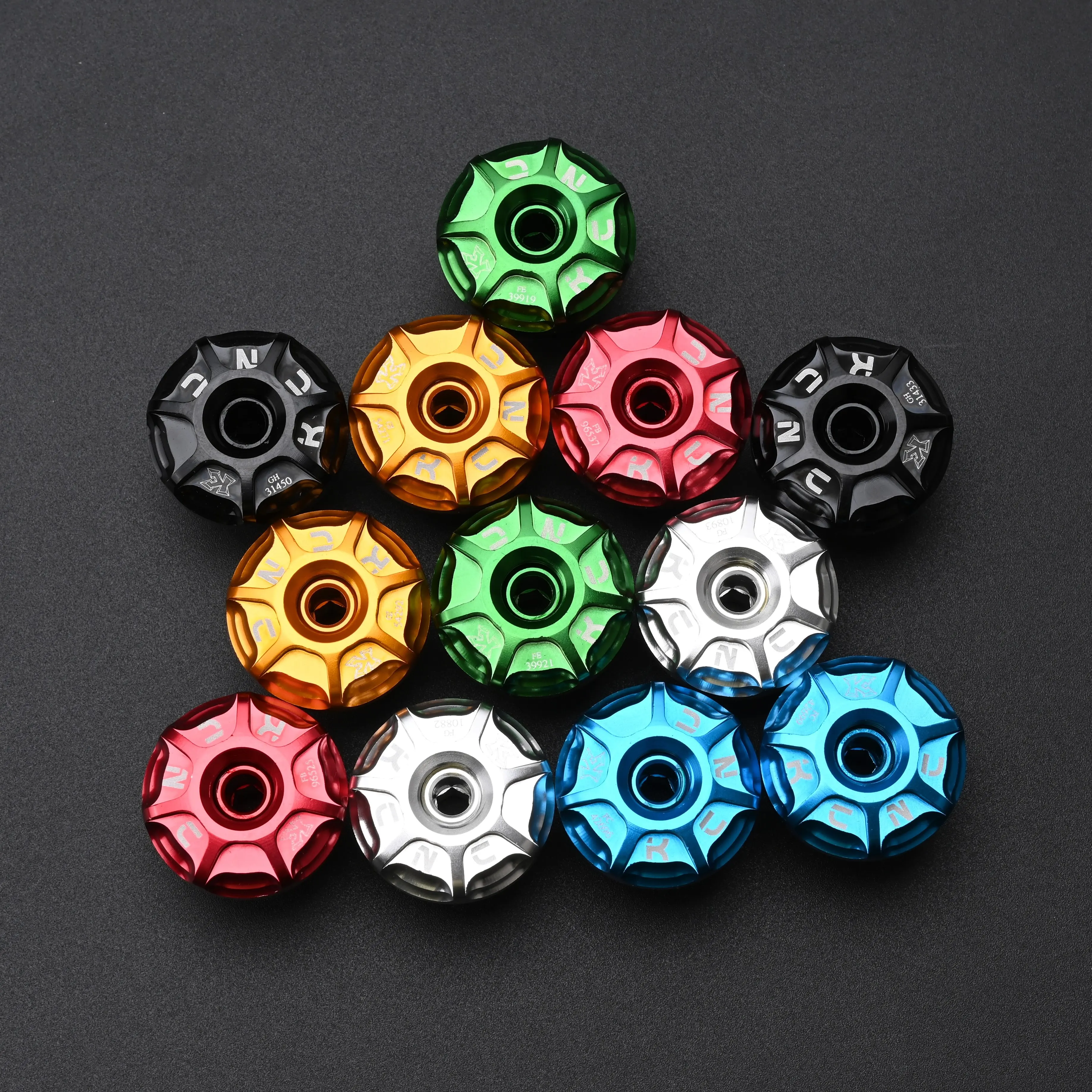 KCNC Aluminum Alloy Expansion Handlebar Plug For Mountain Bike Folding Bicycle RoadBike 18-25mm
KCNC Aluminum Alloy Expansion Handlebar Plug For Mountain Bike Folding Bicycle RoadBike 18-25mm