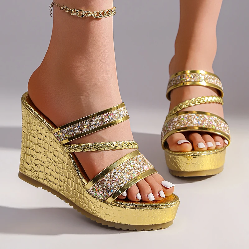 Gold Shiny Sequin Wedges Sandals Women Plus Size 42 Summer Chunky Platform Slippers Woman Crystal High Heel Party Shoes Ladies
Gold Shiny Sequin Wedges Sandals Women Plus Size 42 Summer Chunky Platform Slippers Woman Crystal High Heel Party Shoes Ladies