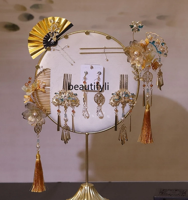 Chinese bride dragon and phoenix jacket ancient clothing Xiuhe clothing fan headdress comb hairpin walking morning robe
Chinese bride dragon and phoenix jacket ancient clothing Xiuhe clothing fan headdress comb hairpin walking morning robe