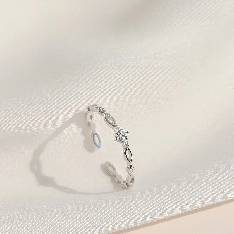 925 Sterling Silver Chic Geometric Four Leaf Clover Zircon Adjustable Opening Ring for Women Fine Jewelry Minimalist Accessories 
925 Sterling Silver Chic Geometric Four Leaf Clover Zircon Adjustable Opening Ring for Women Fine Jewelry Minimalist Accessories